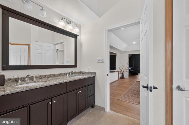 1465 LITTLE CREEK LN, Collegeville, PA 19426