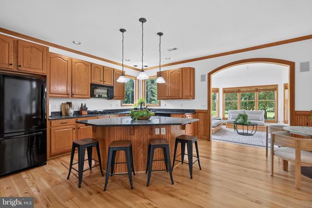1465 LITTLE CREEK LN, Collegeville, PA 19426