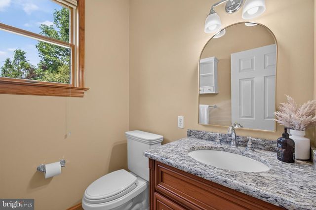 1465 LITTLE CREEK LN, Collegeville, PA 19426