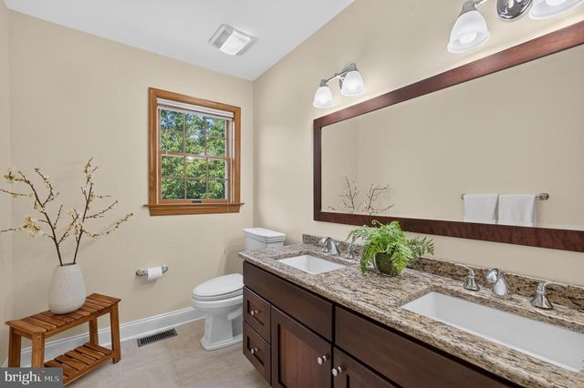 1465 LITTLE CREEK LN, Collegeville, PA 19426