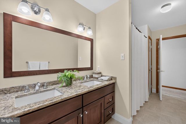1465 LITTLE CREEK LN, Collegeville, PA 19426