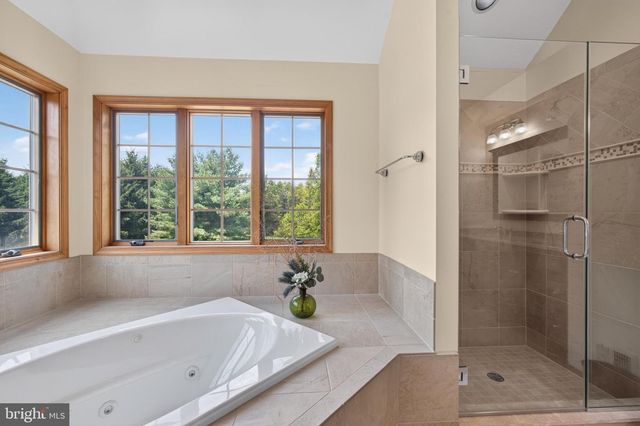 1465 LITTLE CREEK LN, Collegeville, PA 19426