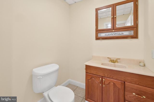 1465 LITTLE CREEK LN, Collegeville, PA 19426