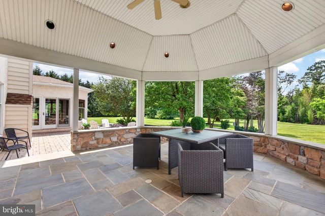 1465 LITTLE CREEK LN, Collegeville, PA 19426