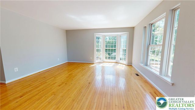 4602 Jasmine Drive, Upper Saucon Twp, PA 18034
