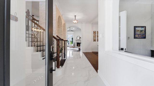 2 Winsome Path Circle, Spring, TX 77382