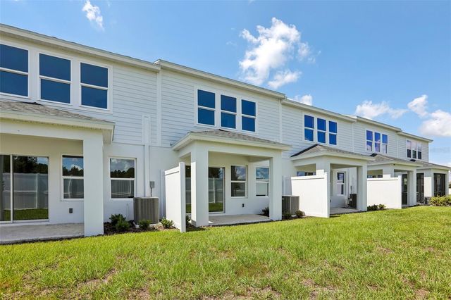 34563 TURPINS AVENUE, Zephyrhills, FL 33541