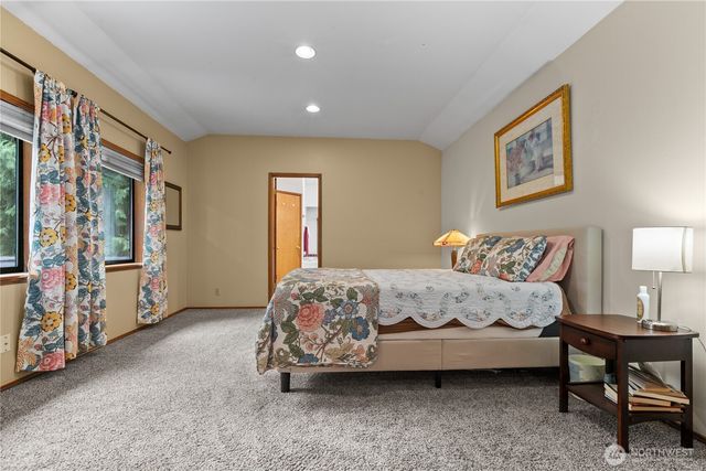 31625 NE 106th Street, Carnation, WA 98014