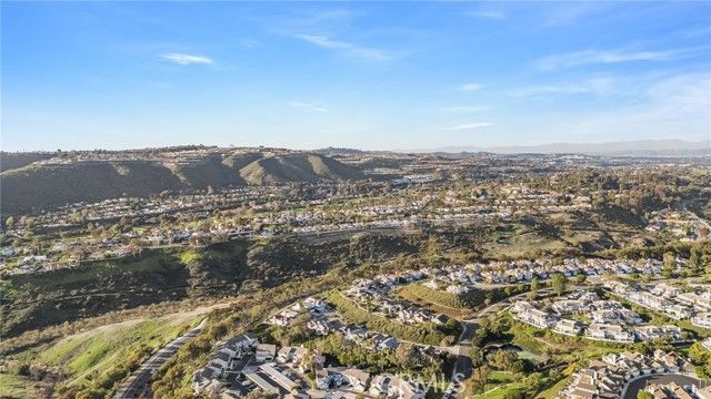 16 Kendall, Laguna Niguel, CA 92677