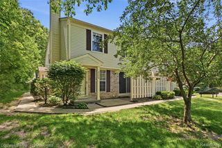 2158 Hidden Meadows Drive C, Walled Lake, MI 48390