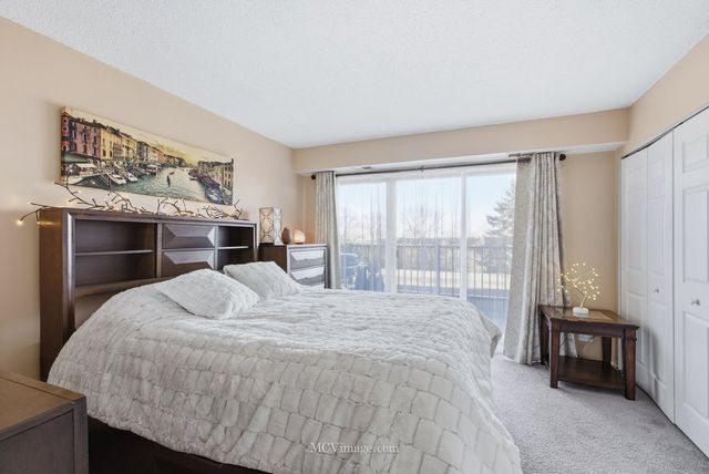 5400 Walnut Avenue 208, Downers Grove, IL 60515