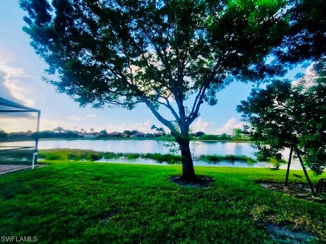 1497 Birdie DR, Naples, FL 34120