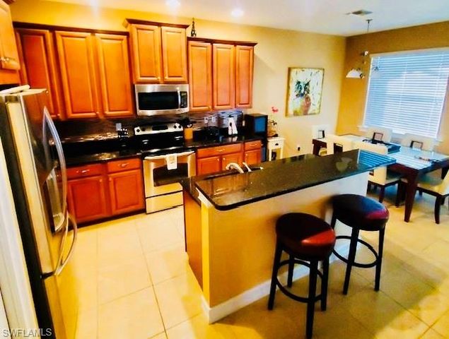 1497 Birdie DR, Naples, FL 34120