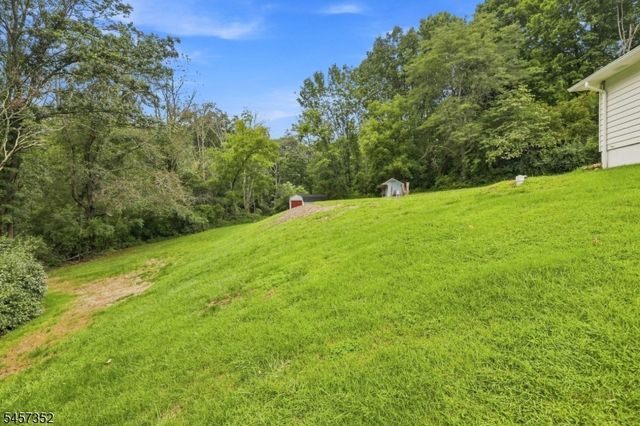 33 Cooke Rd, Blairstown Twp., NJ 07825