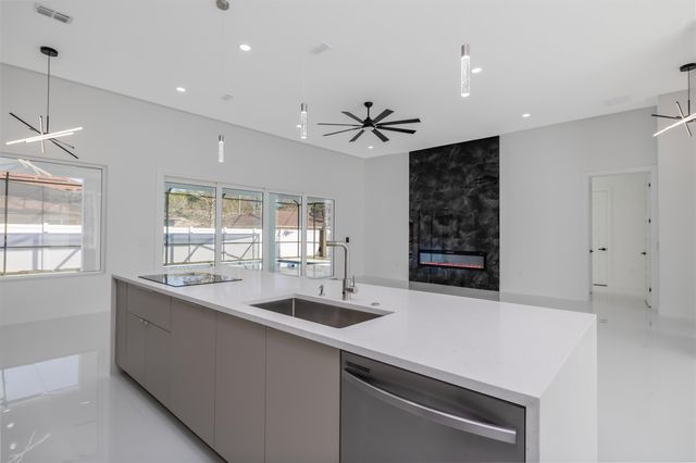 13 Edith Ln, Palm Coast, FL 32164