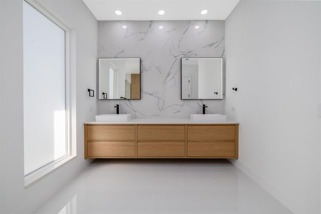 13 Edith Ln, Palm Coast, FL 32164