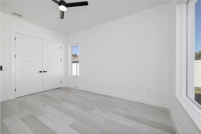 13 Edith Ln, Palm Coast, FL 32164