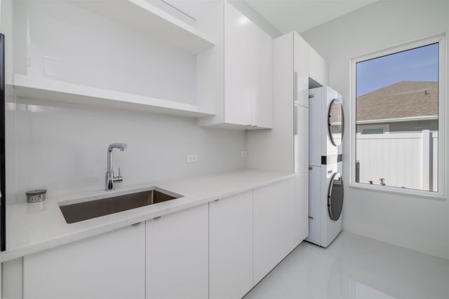 13 Edith Ln, Palm Coast, FL 32164