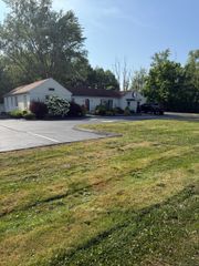 609 Newfield Street, Middletown, CT 06457