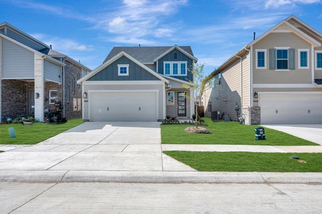 7405 Autumn Hill Drive, Denton, TX 76249