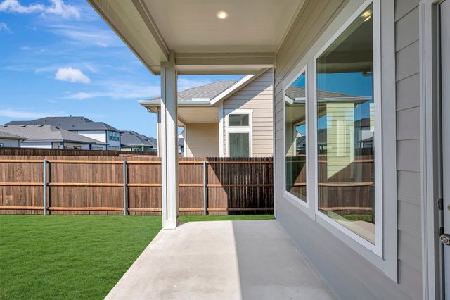 7405 Autumn Hill Drive, Denton, TX 76249