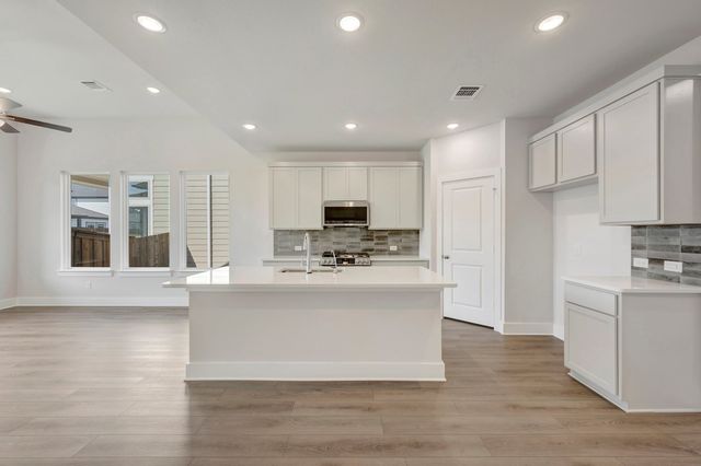 7405 Autumn Hill Drive, Denton, TX 76249