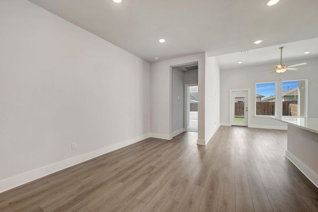 7405 Autumn Hill Drive, Denton, TX 76249