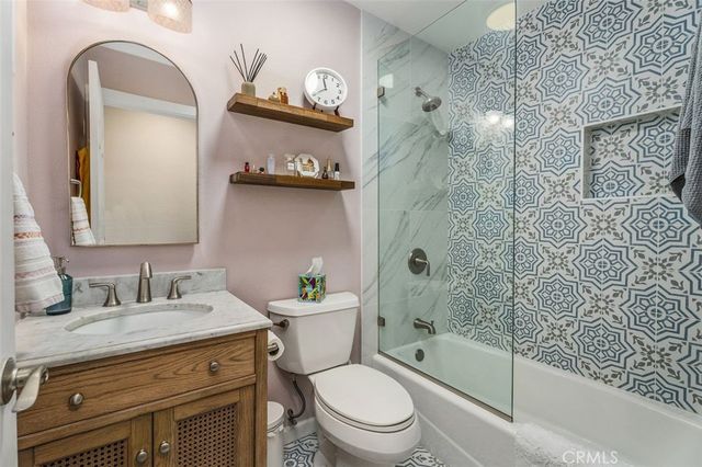 27075 Ayamonte, Mission Viejo, CA 92692