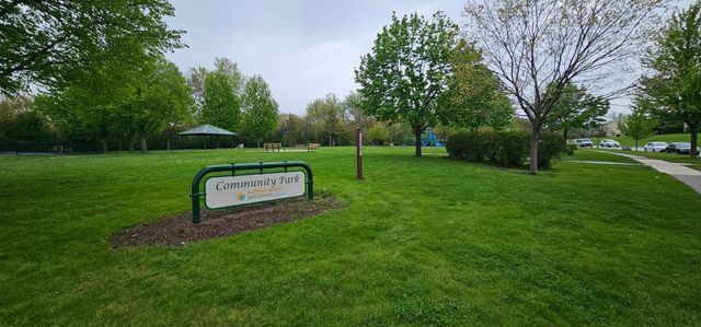 988 Butter Creek Court 4ND, Hoffman Estates, IL 60169