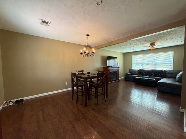 17 Holiday Road, Winchester, KY 40391