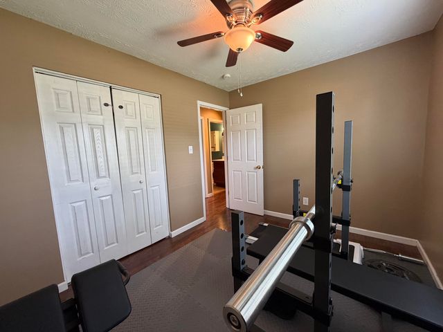 17 Holiday Road, Winchester, KY 40391