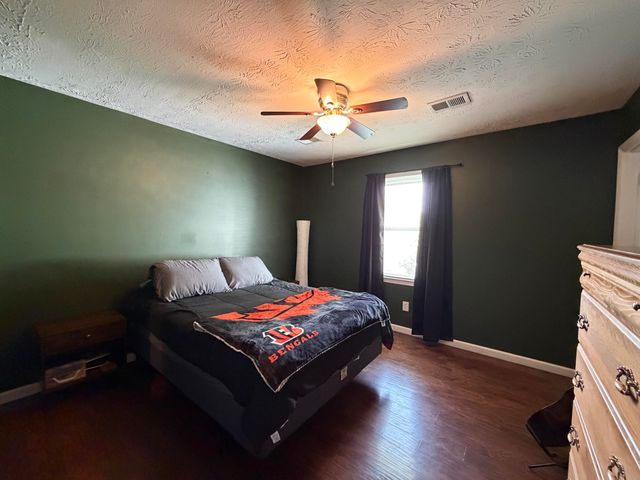 17 Holiday Road, Winchester, KY 40391