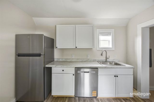 1316 Sanford Street, Muskegon, MI 49441