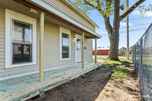1316 Sanford Street, Muskegon, MI 49441