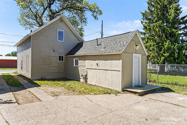 1316 Sanford Street, Muskegon, MI 49441