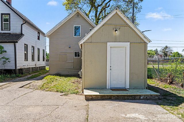 1316 Sanford Street, Muskegon, MI 49441