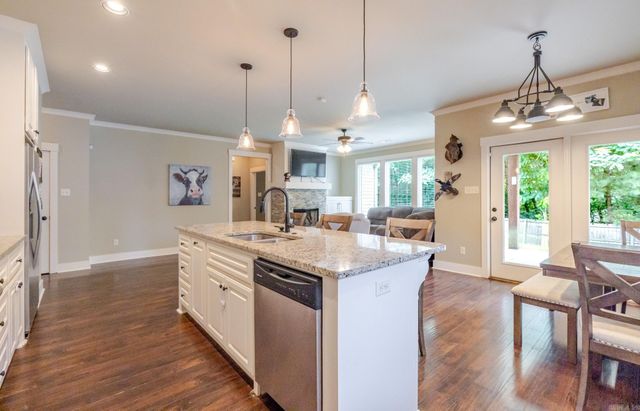 3171 Haley Ct, Benton, AR 72019