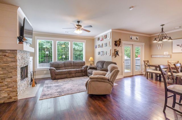 3171 Haley Ct, Benton, AR 72019