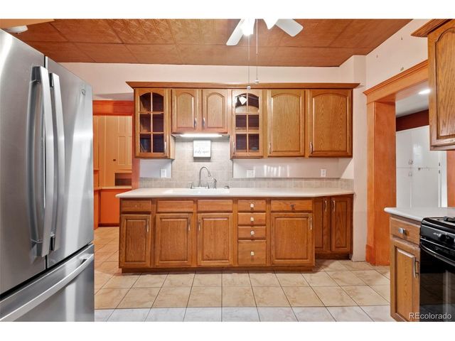 303 S 3rd St, Sterling, CO 80751