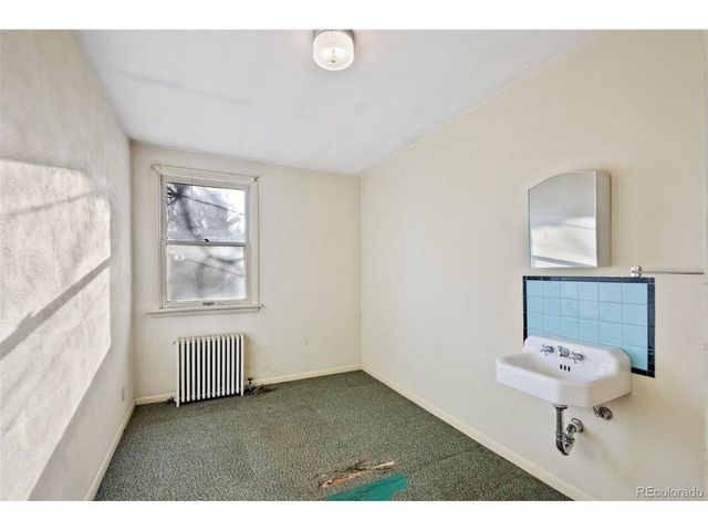 303 S 3rd St, Sterling, CO 80751