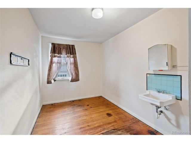 303 S 3rd St, Sterling, CO 80751