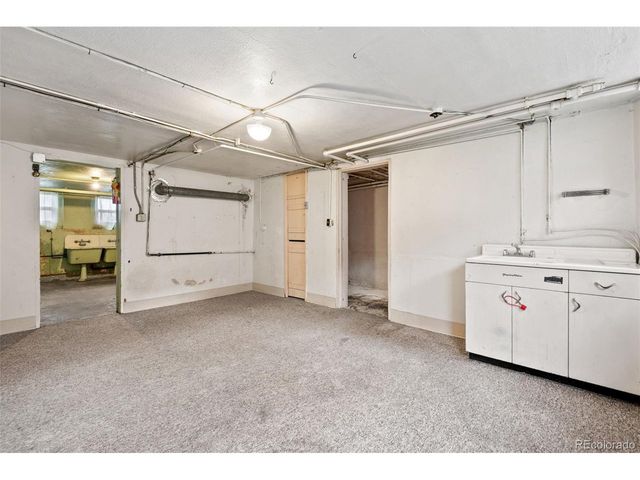 303 S 3rd St, Sterling, CO 80751