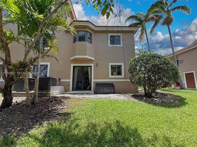 22901 SW 88th Pl 101, Cutler Bay, FL 33190
