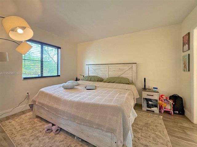 22901 SW 88th Pl 101, Cutler Bay, FL 33190