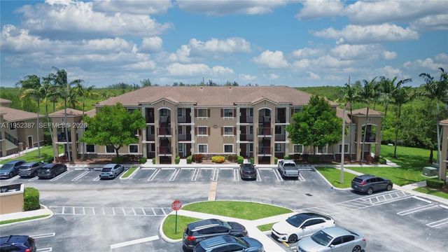 22901 SW 88th Pl 101, Cutler Bay, FL 33190