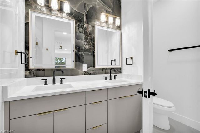 1018 Calvin AVE, Lehigh Acres, FL 33972