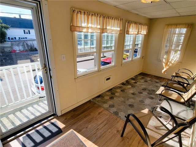 676 Thames Street, Newport, RI 02840