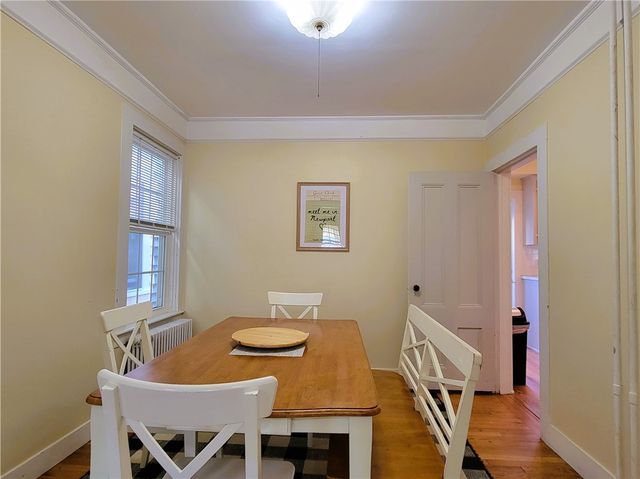 676 Thames Street, Newport, RI 02840