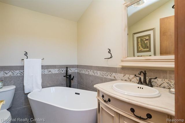 1326 Circle Drive, Metamora, MI 48455