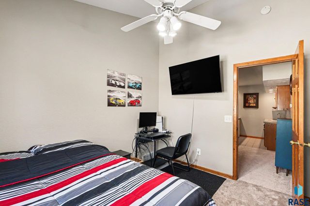 3913 N Longview Ave Avenue, Sioux Falls, SD 57107